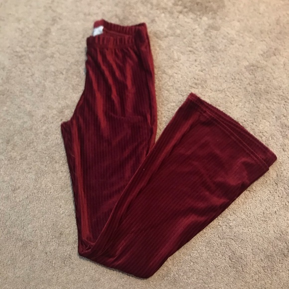 Urban outfitters red velvet flare pants - Picture 2 of 3